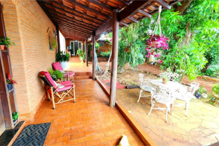 Casa à venda com 4 quartos, sendo 1 suíte, em Jardim Nova Época, Araraquara, SP