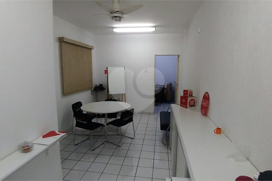 Prédio à venda com 3 quartos em Santana, São Paulo, SP
