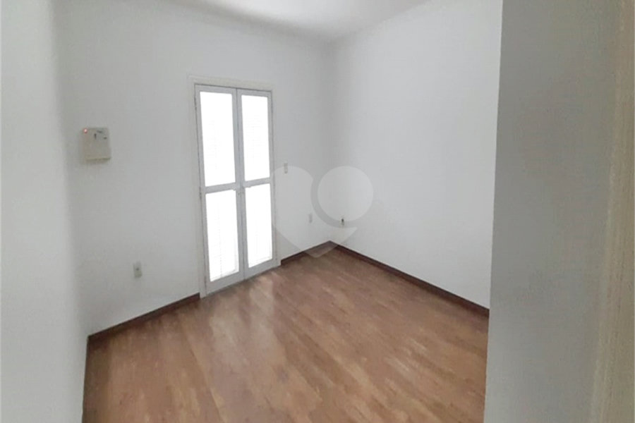 Sobrado à venda com 4 quartos, sendo 3 suítes, em Vila Maria Alta, São Paulo, SP