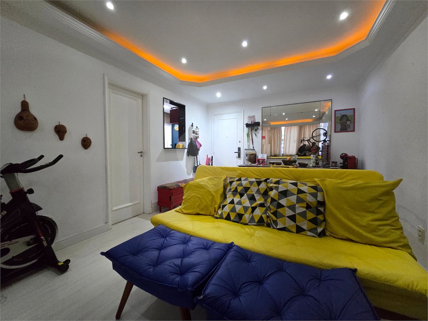 Apartamento à venda com 2 quartos, sendo 1 suíte,  em Maracanã, Rio de Janeiro, RJ