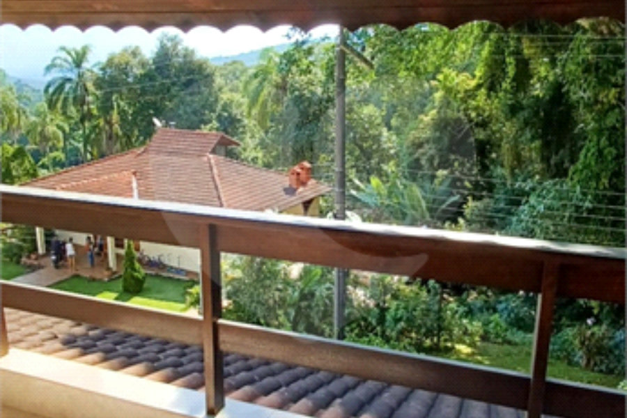 Casa à venda com 3 quartos, sendo 1 suíte, no condomínio Clube de Campo Fazenda Tabarã, Mairiporã - SP