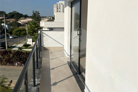 Casa à venda com 3 suítes no condomínio Central Parque, Salto - SP