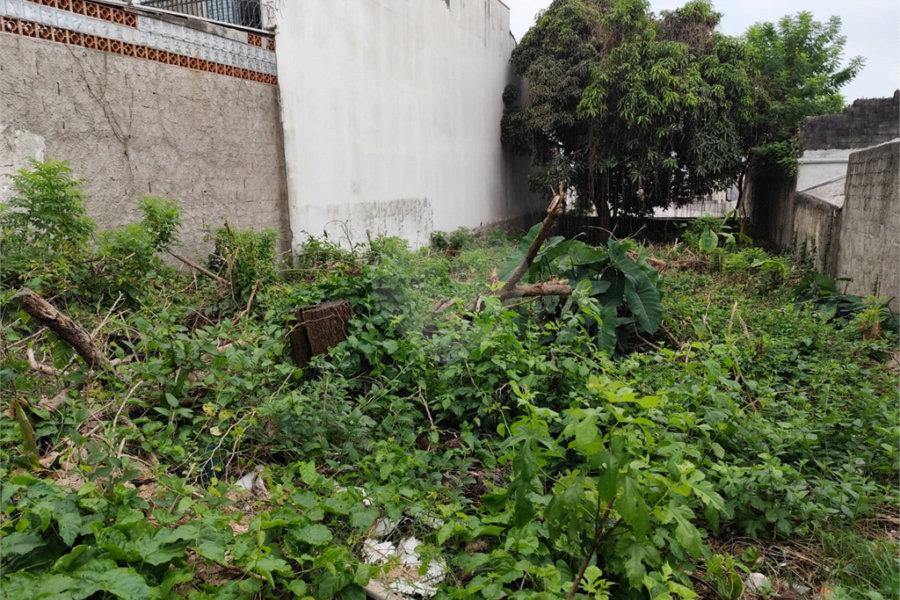 Terreno à venda com 1 suíte em Vila Constança, São Paulo, SP