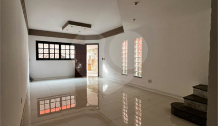 Casa à venda com 3 quartos, sendo 1 suíte, em Parque Santana, Mogi das Cruzes, SP