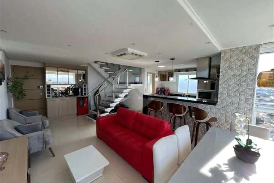 Duplex à venda com 3 suítes em Caiçara, Praia Grande, SP