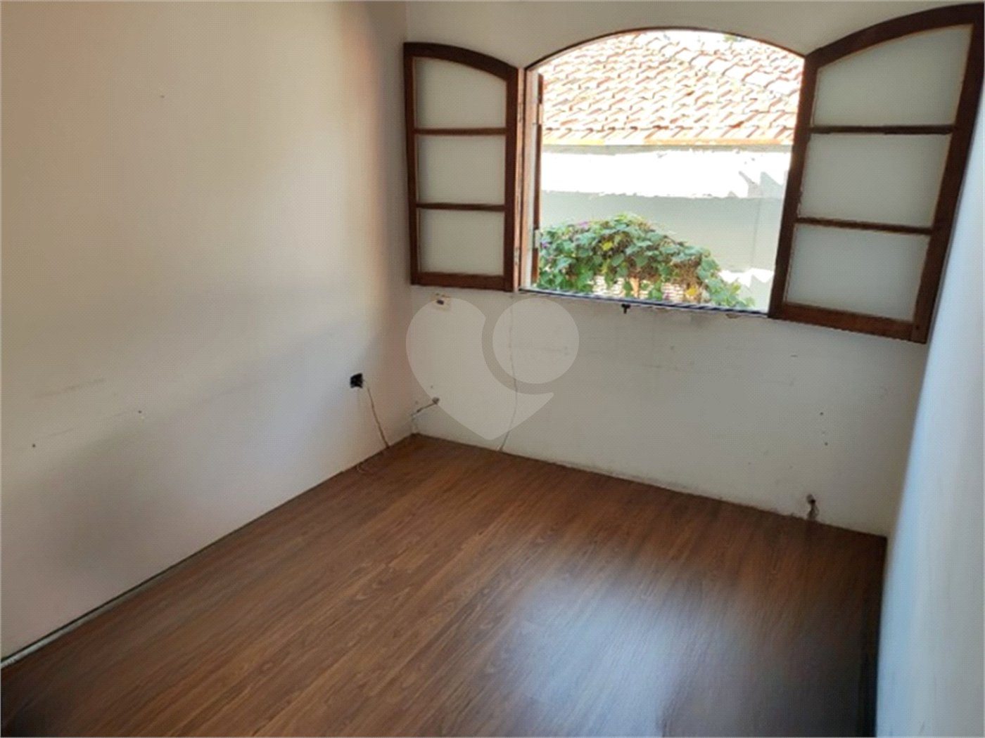 Sobrado à venda com 3 quartos, sendo 1 suíte, em Tremembé, São Paulo, SP