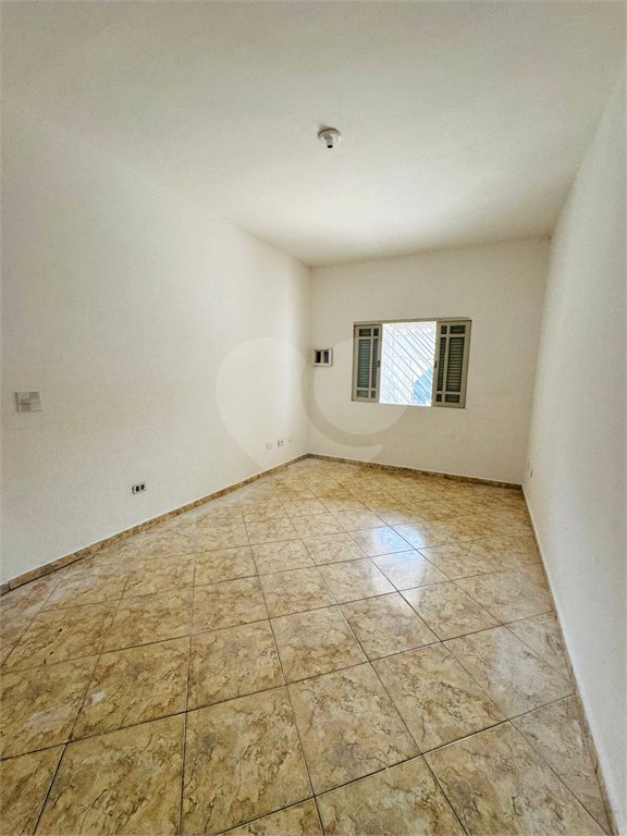 Casa à venda com 3 quartos, sendo 1 suíte, em Vila Galvão, Guarulhos, SP