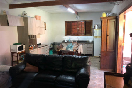 Terreno à venda com 5 quartos, sendo 4 suítes, em Vila Aparecida, Suzano, SP