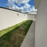 Casa à venda com 3 quartos, sendo 1 suíte, no condomínio Reserva Central Parque, Salto - SP