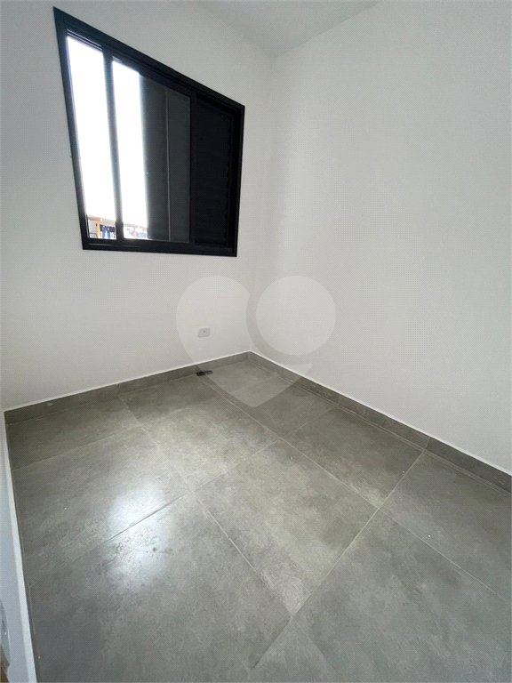 Casa à venda com 3 quartos, sendo 1 suíte, no condomínio Residencial Calegari, São Paulo - SP