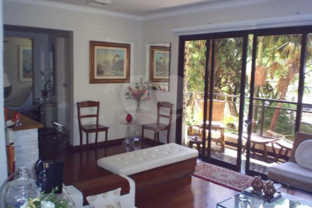Apartamento á venda na Vila Olímpia de 156m² com 3 dormitórios, 1 suíte e 2 vagas.