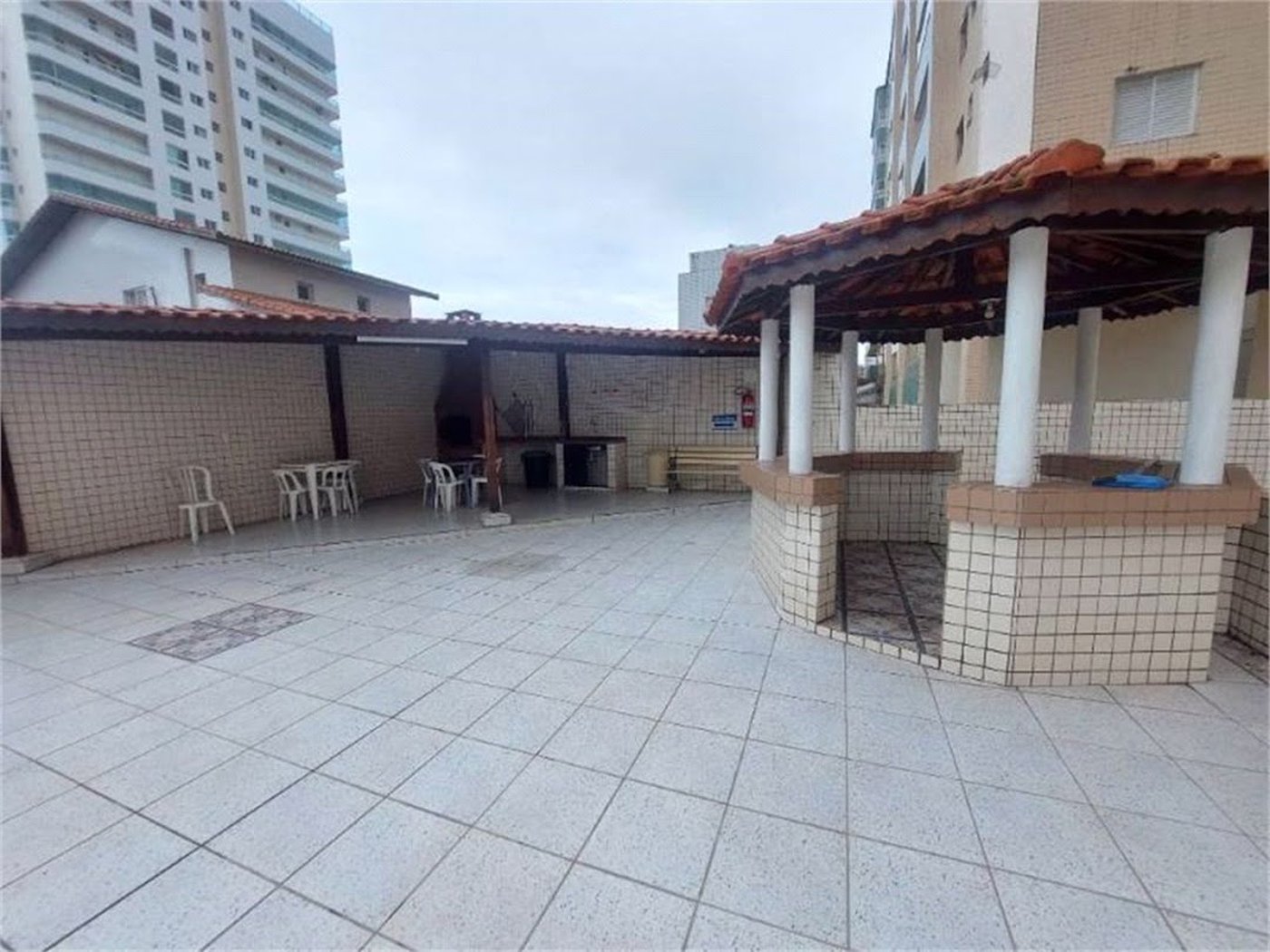 Apartamento Residencial à venda, Boqueirão, Praia Grande - AP0408.
