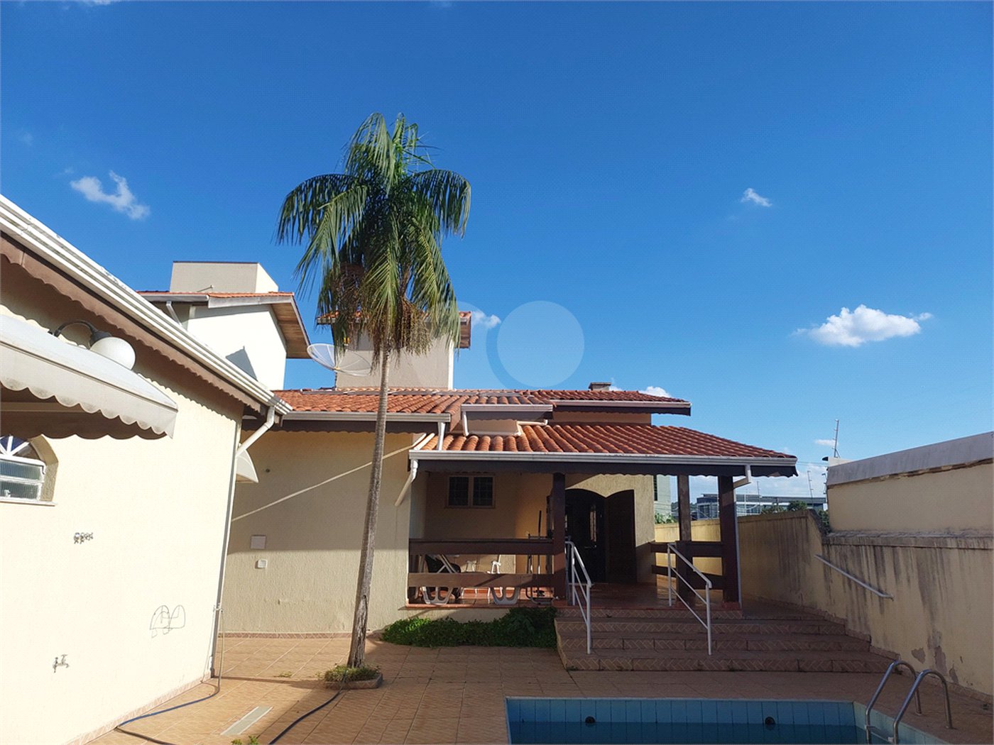 Casa Térrea à venda com 4 quartos, sendo 2 suítes,  em Vila Esperia ou Giglio, Atibaia, SP