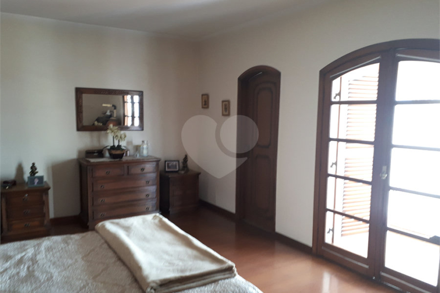 Sobrado à venda com 4 quartos, sendo 1 suíte, em Água Fria, São Paulo, SP