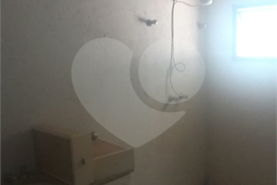 Sobrado à venda com 5 quartos, sendo 4 suítes, em Parada Inglesa, São Paulo, SP