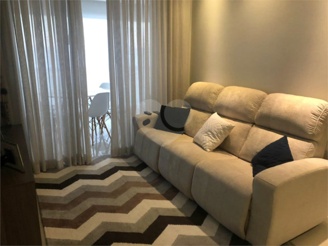 Apartamento à venda com 2 quartos, sendo 1 suíte,  em Vila Maria, São Paulo, SP
