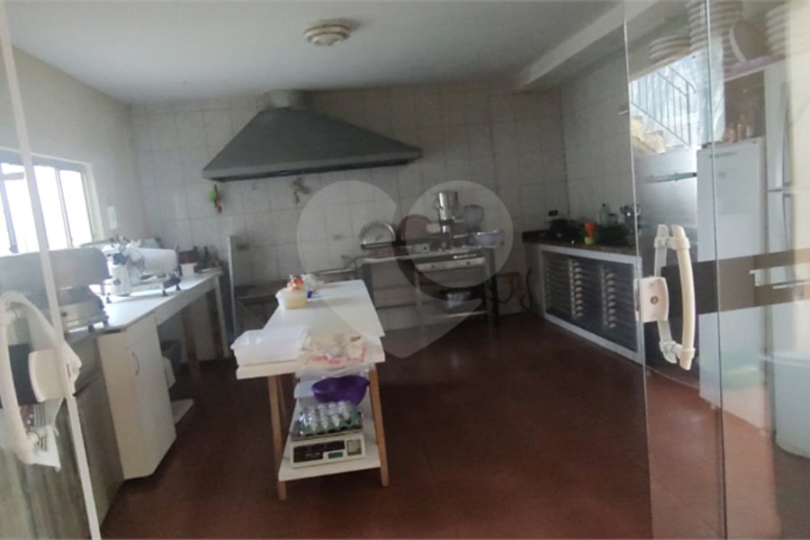 Sobrado à venda com 7 quartos, sendo 1 suíte, em Mandaqui, São Paulo, SP
