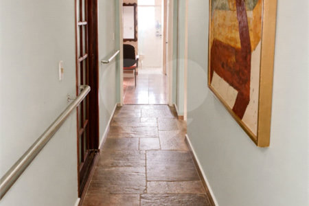 Casa à venda com 3 suítes em Jardim Leonor, São Paulo, SP