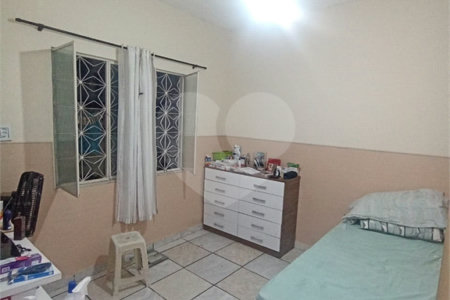 Casa à venda com 3 quartos, sendo 1 suíte, em Campo Grande, Rio de Janeiro, RJ