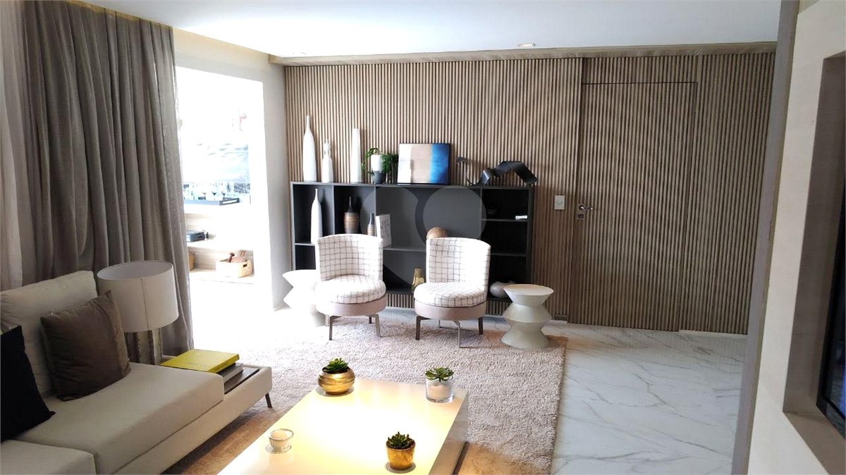 Apartamento à venda com 4 suítes em Jardim Guedala, São Paulo, SP