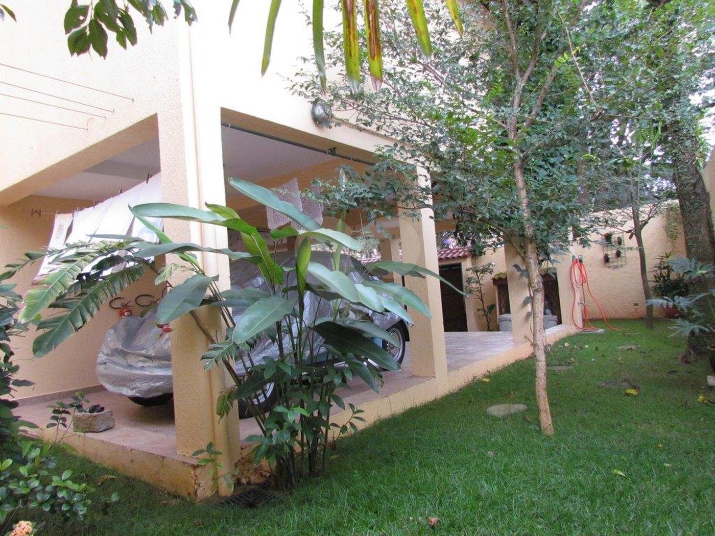 Casa Térrea à venda com 3 quartos, sendo 1 suíte, em Horto Florestal, São Paulo, SP