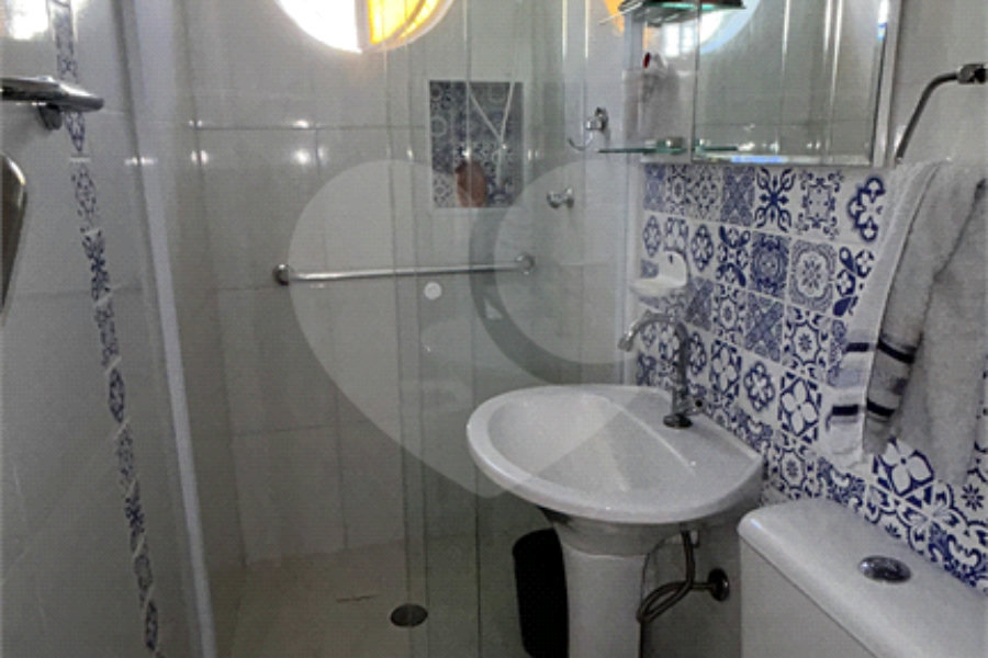 Sobrado à venda com 3 quartos em Santana, São Paulo, SP