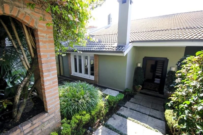 Casa à venda com 3 quartos, sendo 2 suítes,  em Vila Tramontano, São Paulo, SP