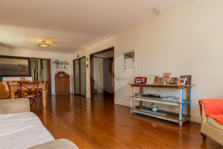 Apartamento à venda com 4 quartos, sendo 1 suíte,  em Cidade Monções, São Paulo, SP