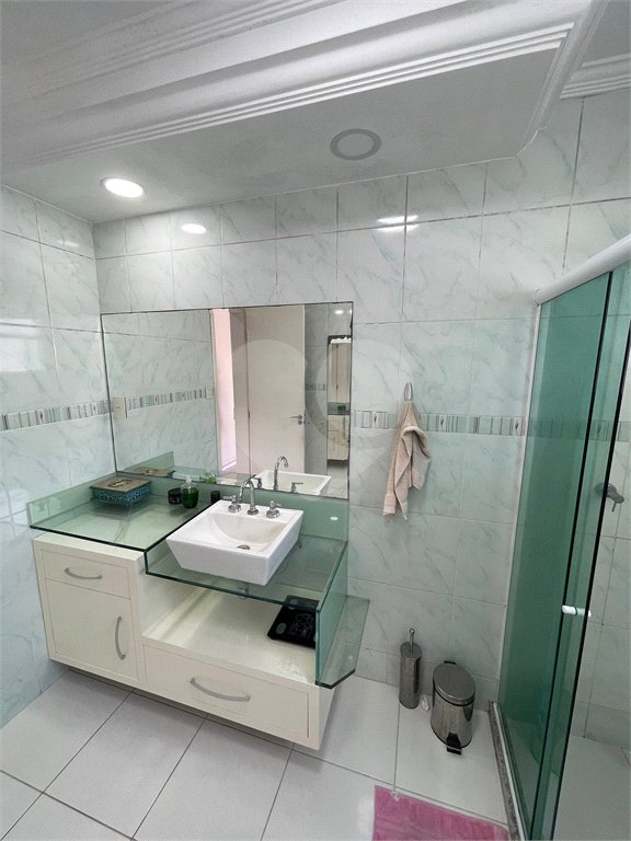 Casa à venda com 5 quartos, sendo 1 suíte, no condomínio Residencial Green Ville, Rio de Janeiro - RJ