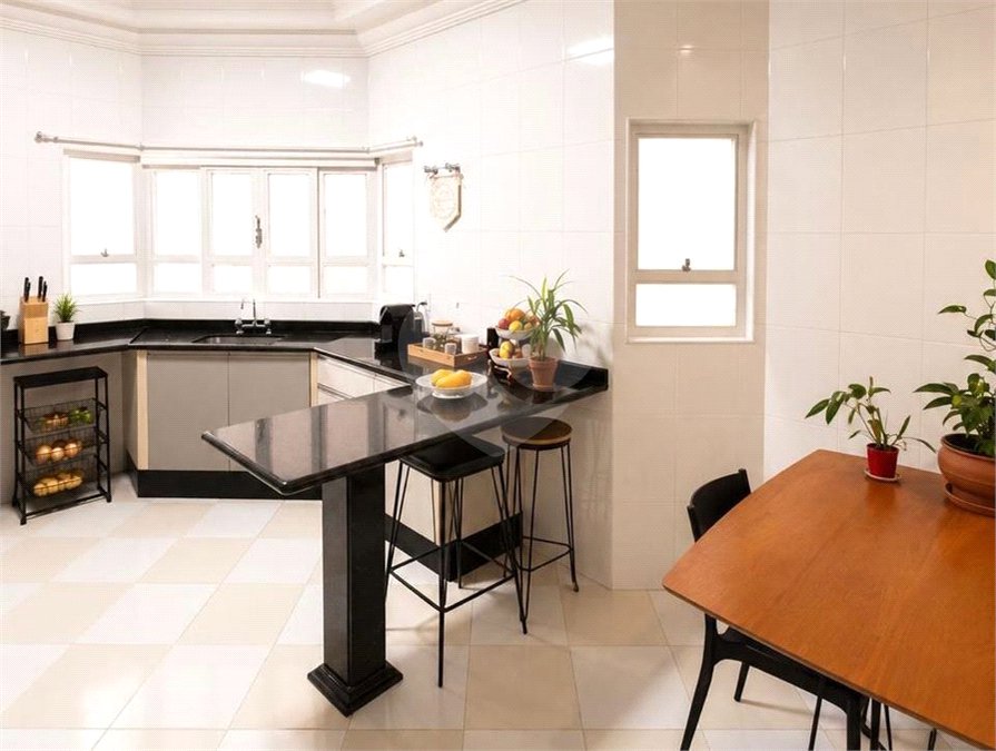 Casa à venda com 4 suítes no condomínio Tivoli, Sorocaba - SP