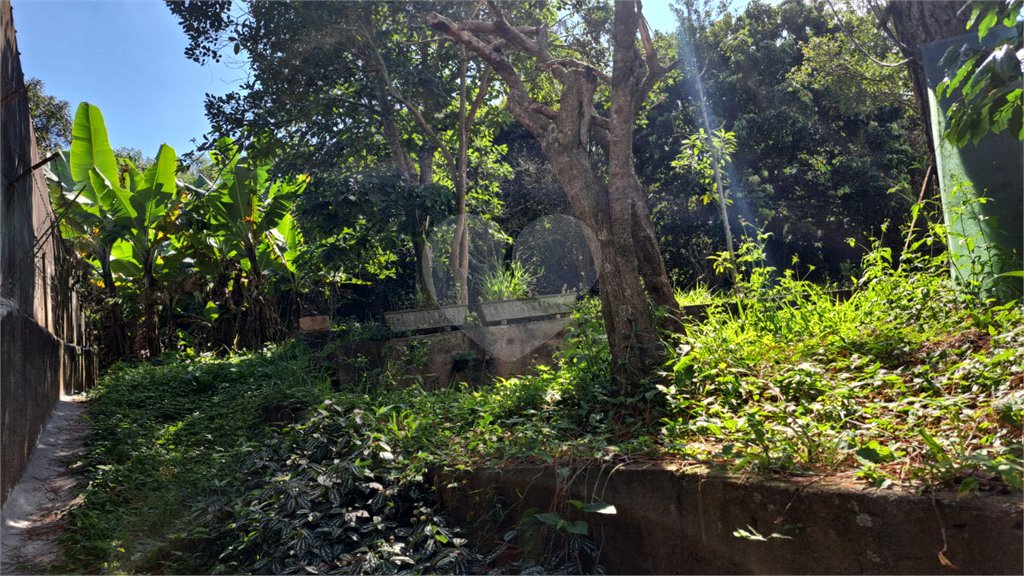 Casa à venda com 3 quartos, sendo 1 suíte, em Rio Acima, Mairiporã, SP