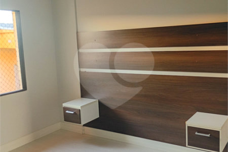 Apartamento à venda com 3 quartos, sendo 1 suíte, em Vila Oliveira, Mogi das Cruzes, SP