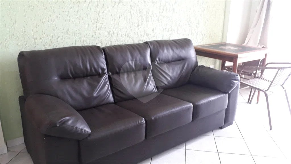 Apartamento à venda com 2 quartos, sendo 1 suíte, em Caiçara, Praia Grande, SP
