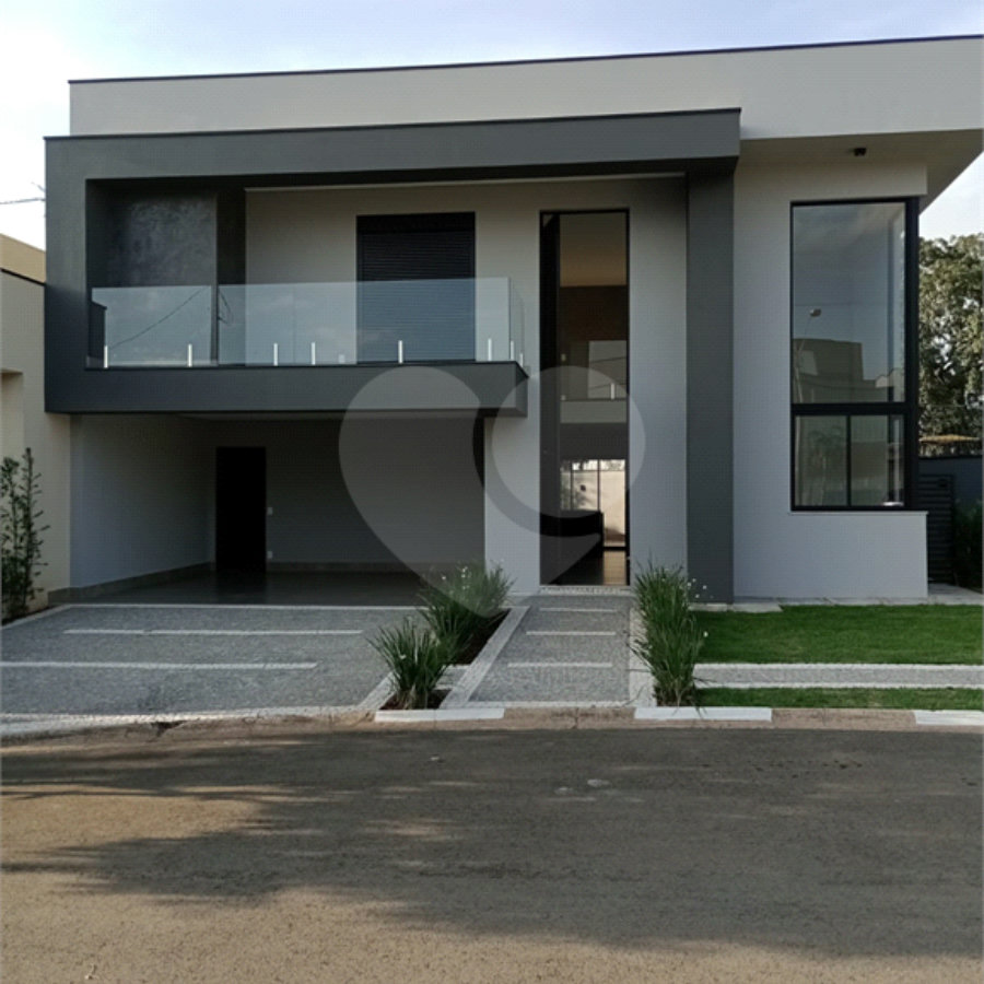 Casa à venda com 3 suítes no condomínio Terras do Caribe, Valinhos - SP