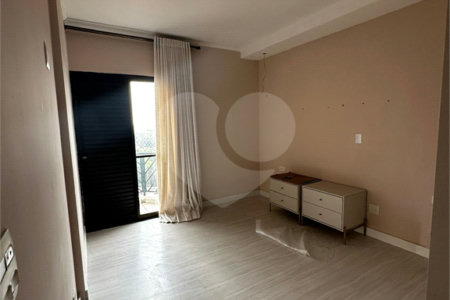 Apartamento à venda com 4 quartos, sendo 1 suíte, em Anchieta, São Bernardo do Campo, SP