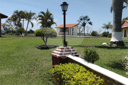 Sítio à venda com 4 quartos no Centro, Araçoiaba da Serra, SP