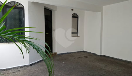 Sobrado à venda ou para alugar com 3 quartos, sendo 1 suíte, em Alto da Boa Vista, São Paulo, SP