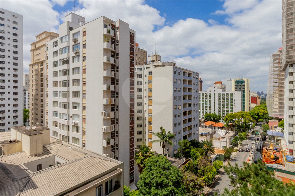Apartamento à venda com 3 suítes em Jardim América, São Paulo, SP