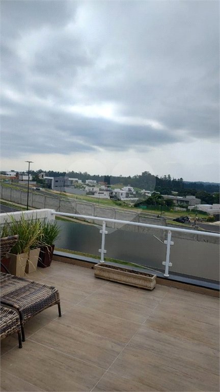 Casa à venda com 4 quartos, sendo 1 suíte, no condomínio Green View Residdence, Indaiatuba - SP