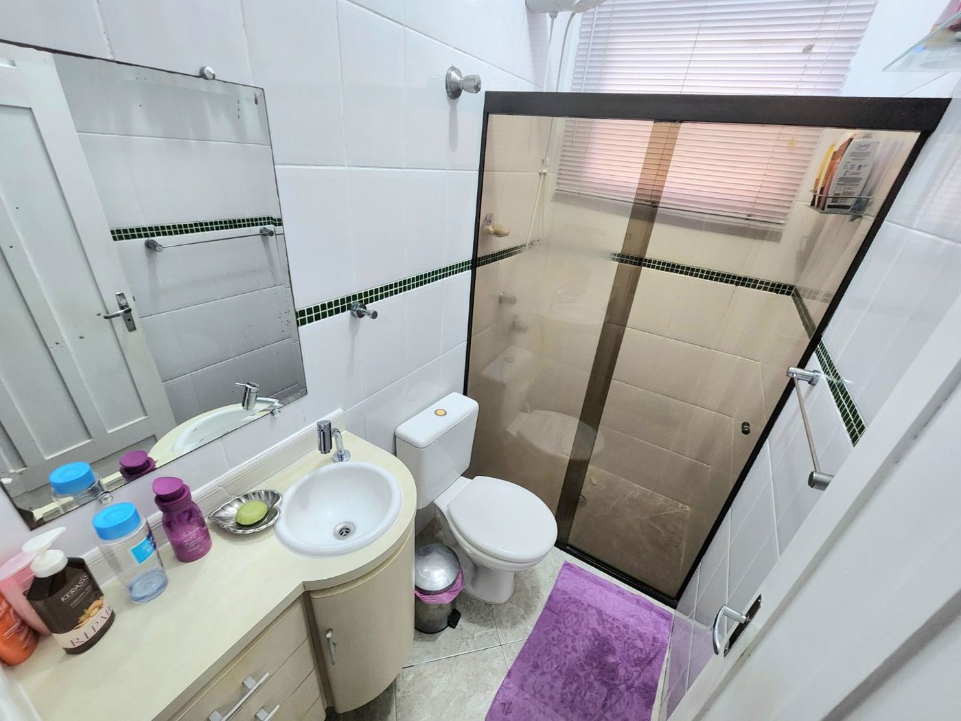 Casa próximo da praia com 3 dormitórios à venda, 128 m² por R$ 1.300.000 - Pompéia - Santos/SP