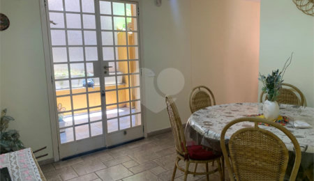 Casa à venda com 5 quartos, sendo 3 suítes,  em Cidade Vargas, São Paulo, SP