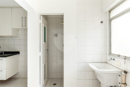 Cobertura à venda com 3 quartos, sendo 2 suítes, em Indianópolis, São Paulo, SP
