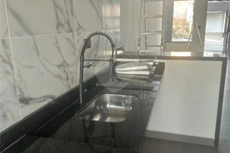 Casa à venda com 3 quartos, sendo 1 suíte, no condomínio Horto Florestal Villagio, Sorocaba - SP