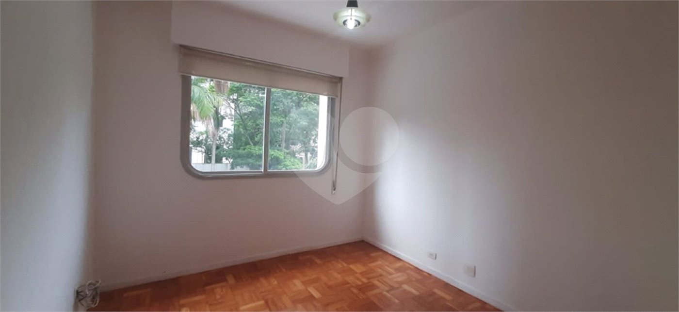 Apartamento para alugar com 3 quartos, sendo 1 suíte,  em Jardim Marajoara, São Paulo, SP
