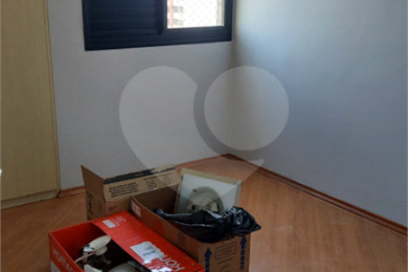 Apartamento à venda com 3 quartos, sendo 1 suíte,  em Vila Parque Jabaquara, São Paulo, SP