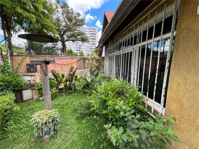 Casa à venda com 3 quartos no condomínio Santa Terezinha, São Paulo - SP