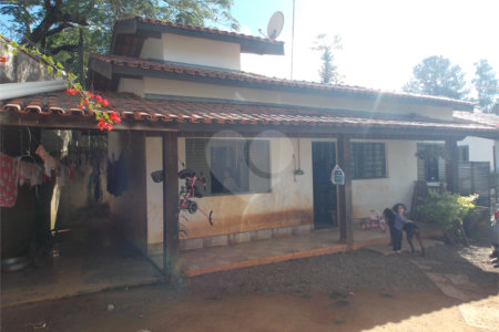 Casa à venda com 2 quartos, sendo 1 suíte, em Campos de Atibaia, Atibaia, SP