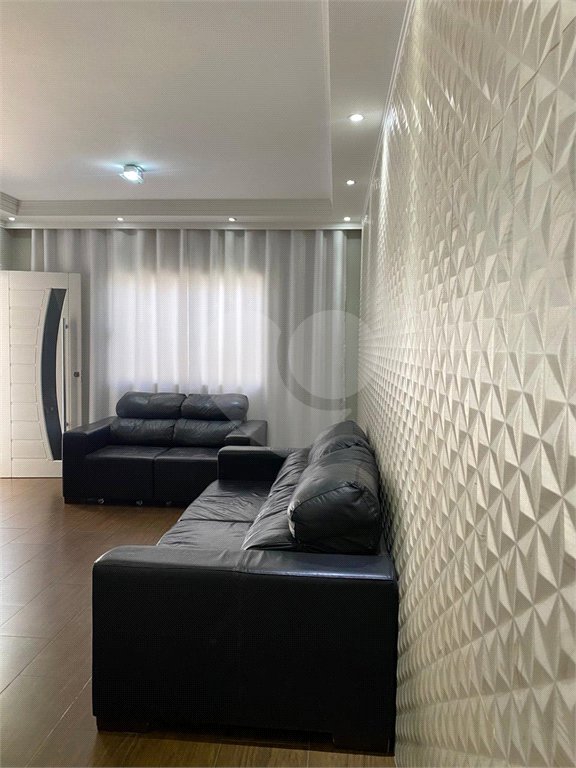 Casa à venda com 3 quartos, sendo 1 suíte, em Jardim Márcia, Suzano, SP