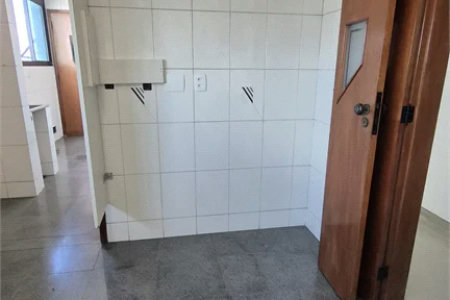 Apartamento à venda ou para alugar com 3 quartos, sendo 2 suítes, em Vila Romana, São Paulo, SP