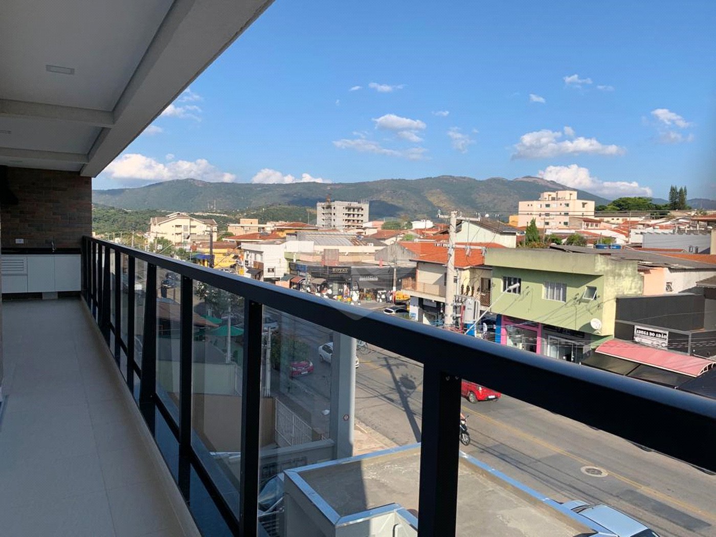 Apartamento à venda ou para alugar com 3 quartos, sendo 1 suíte, em Atibaia Jardim, Atibaia, SP